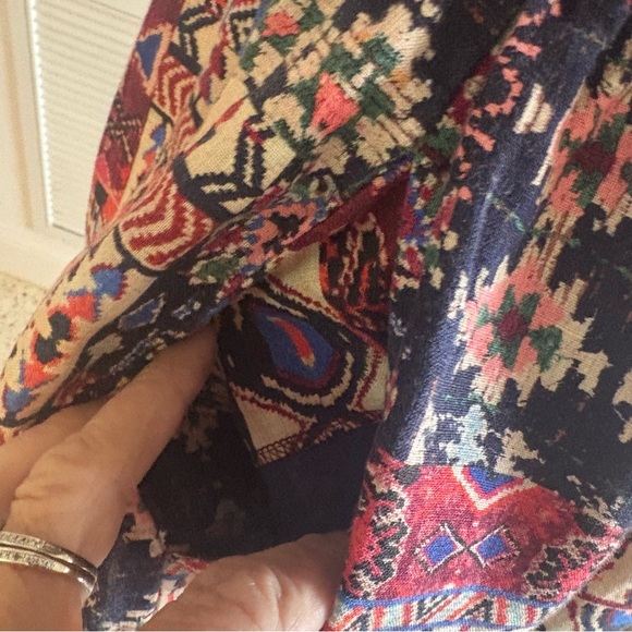 JOHNNY WAS Workshop Linen SET! Shorts & Top! Burgundy Tribal Print! Excellent. M - Picture 4 of 15